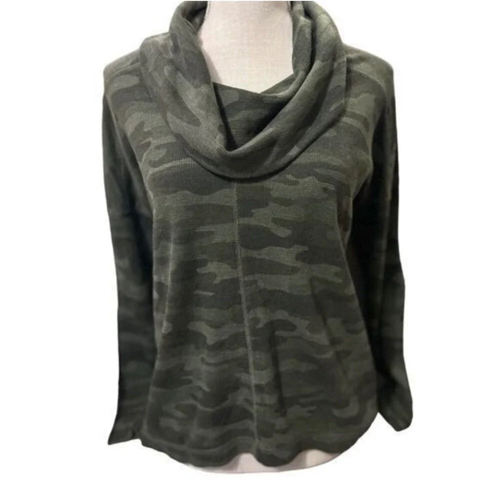 Lucky Brand Camo Cowl Neck Thermal Long‎ Sleeve Shirt Womens Medium Medium New